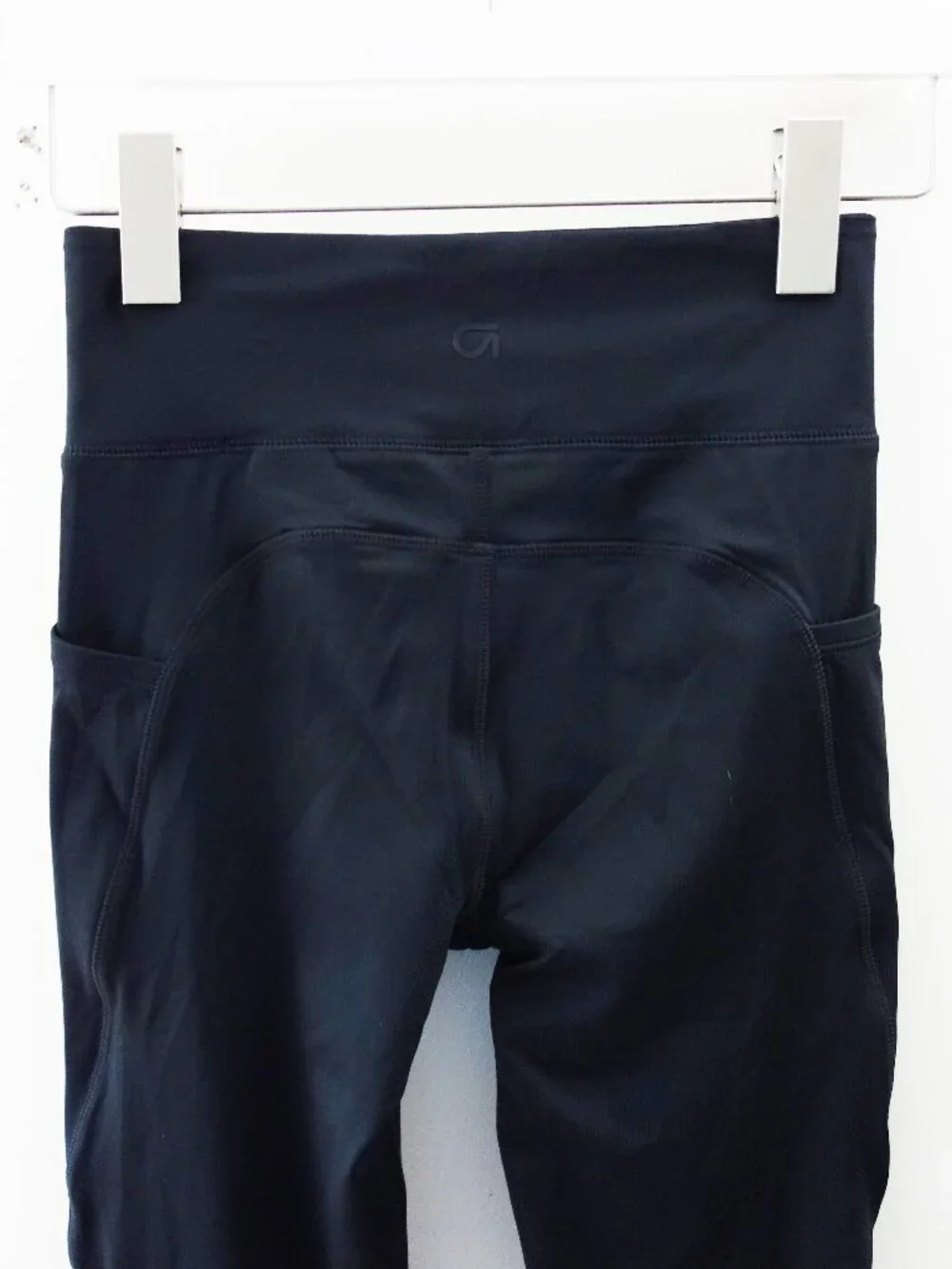 GapFit Teen Black Pocket Active Capri Leggings Size 12 NWT!